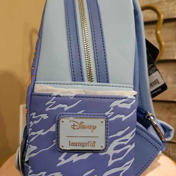 Pinocchio Lenticular Loungefly - Picture 4 of 4